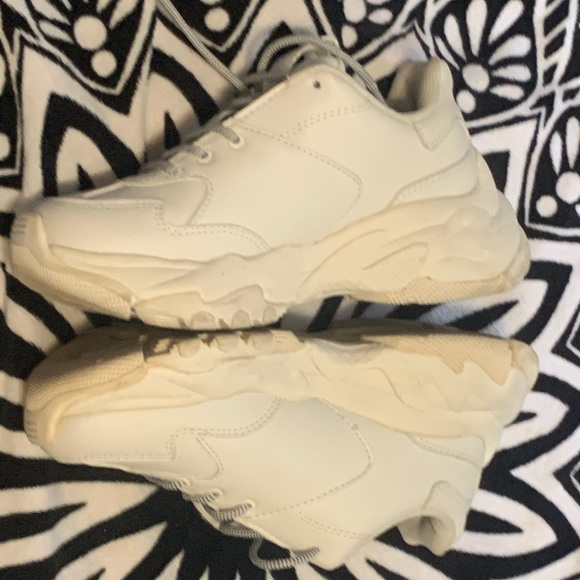 MLB Korea
Unisex Big Ball Chunky A NY Yankees Ivory 6.5 women - Picture 5 of 12